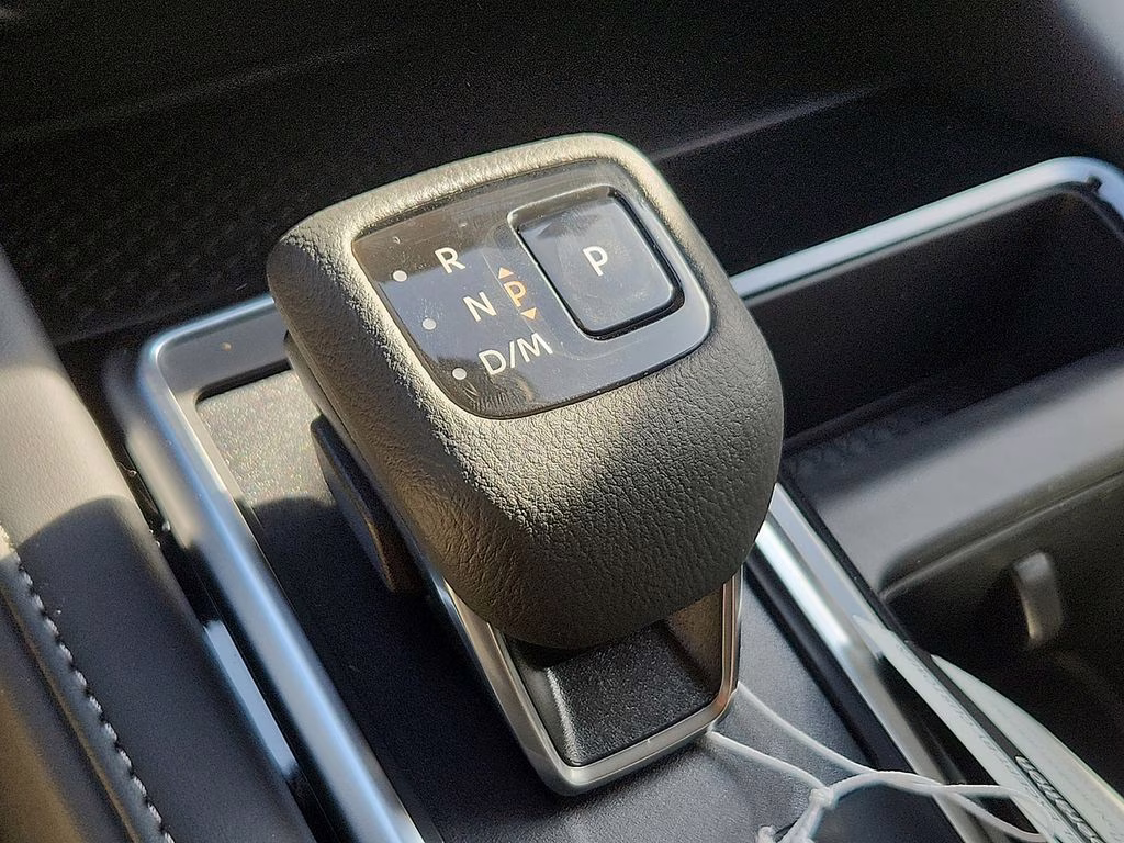 2026 Everest White Pearl Tricoat Nissan Pathfinder SV 4X4 SUV