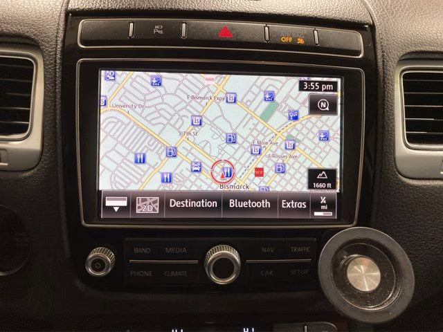 2016 Pure White Volkswagen Touareg V6 TDI AWD SUV