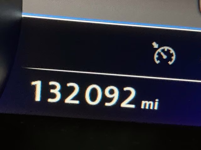 2016 Pure White Volkswagen Touareg V6 TDI AWD SUV