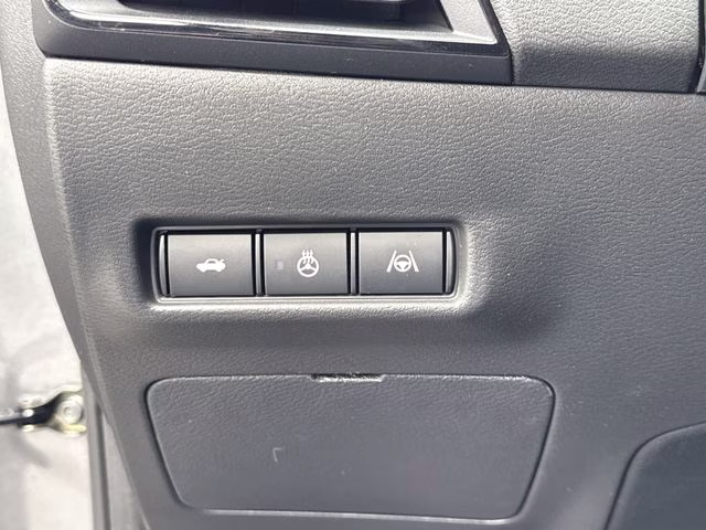2026 Gun Metallic Nissan Sentra SR FWD Sedan