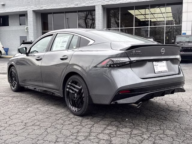 2026 Gun Metallic Nissan Sentra SR FWD Sedan