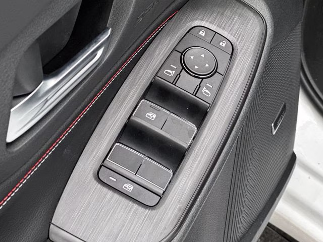 2026 Aspen White/Super Black Nissan Sentra SR FWD Sedan