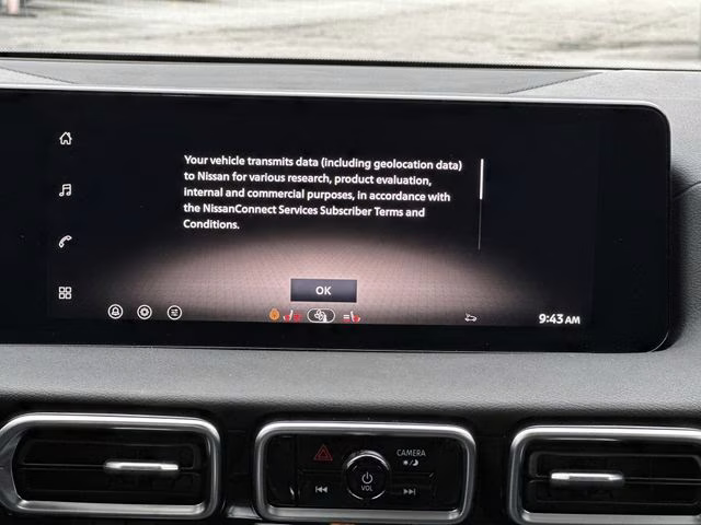 2026 Aspen White/Super Black Nissan Sentra SR FWD Sedan