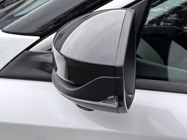 2026 Aspen White/Super Black Nissan Sentra SR FWD Sedan