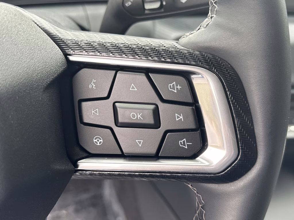 2025 Oxford White Ford Mustang EcoBoost RWD Coupe