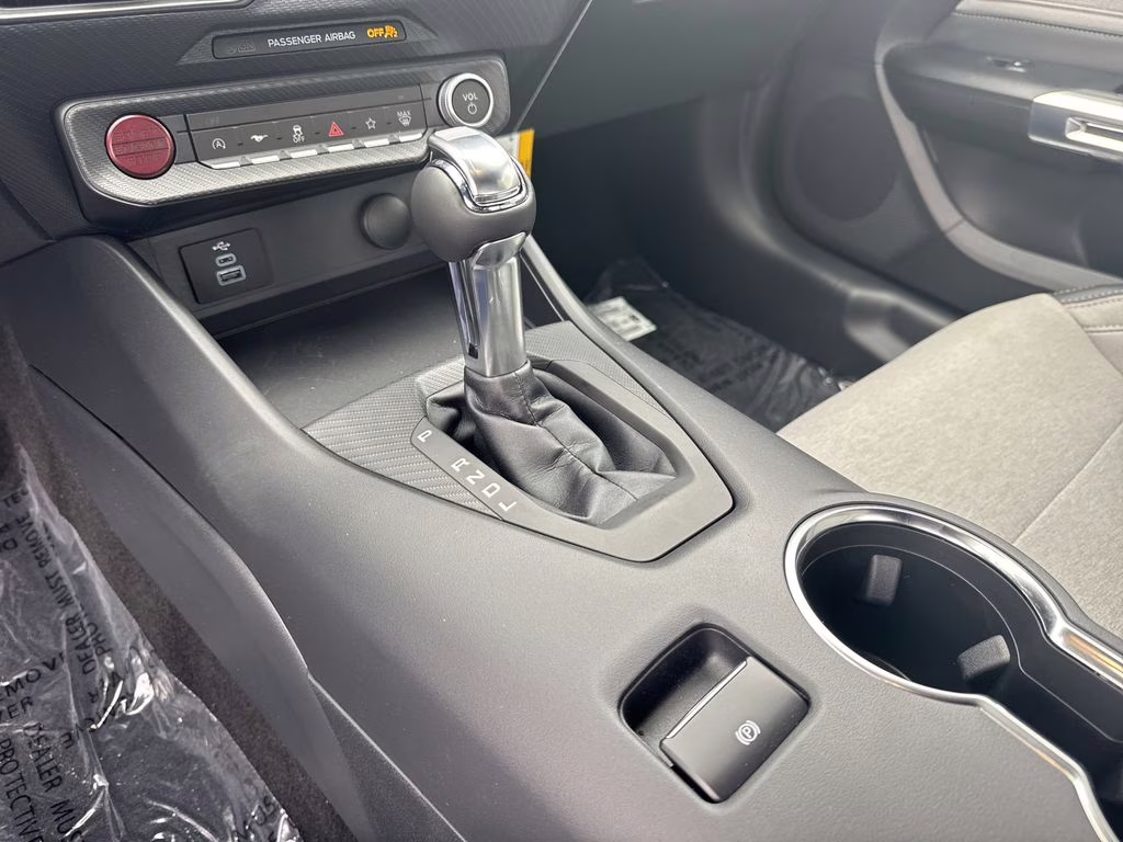 2025 Oxford White Ford Mustang EcoBoost RWD Coupe