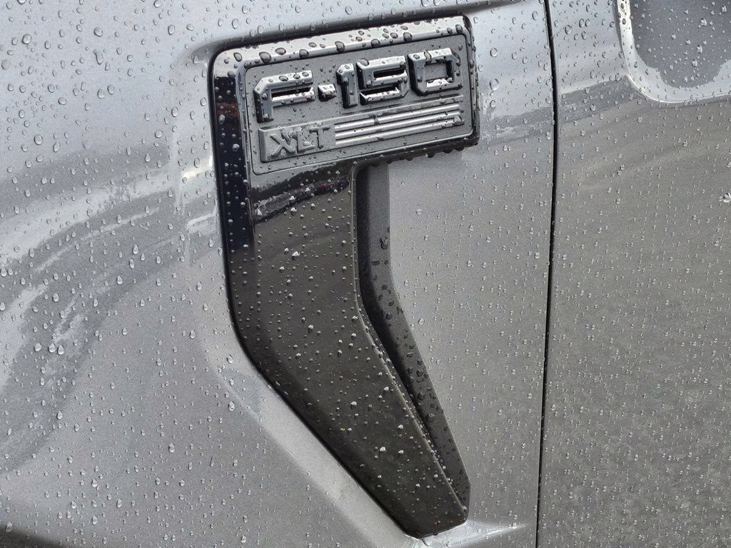 2026 Carbonized Gray Metallic Ford F-150 XLT 4X4 Truck