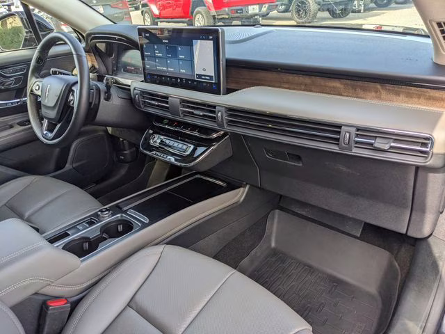 2025 Black Metallic Lincoln Corsair Reserve FWD SUV