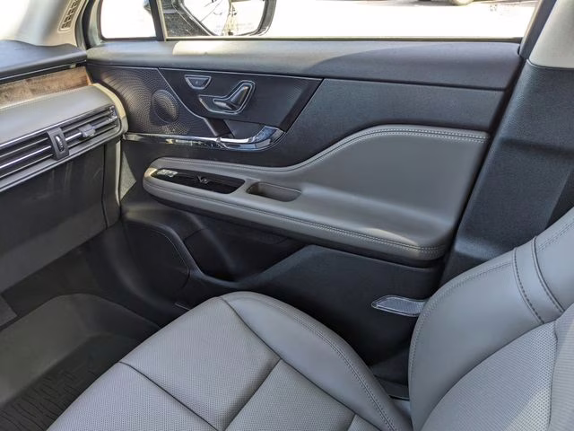 2025 Black Metallic Lincoln Corsair Reserve FWD SUV