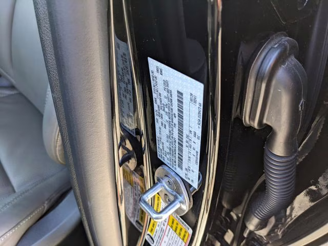 2025 Black Metallic Lincoln Corsair Reserve FWD SUV