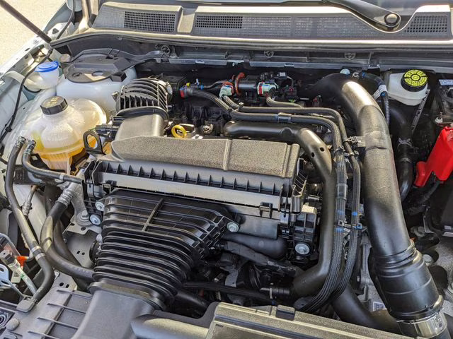 2025 White Metallic Lincoln Corsair Reserve FWD SUV
