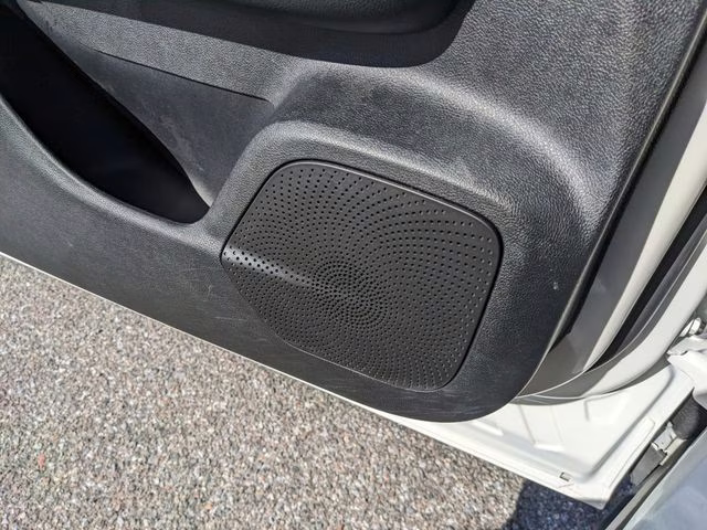 2025 White Metallic Lincoln Corsair Reserve FWD SUV