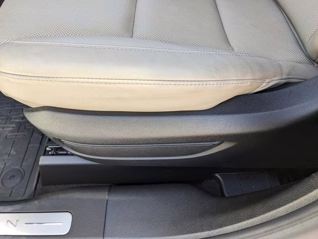 2025 White Metallic Lincoln Corsair Reserve FWD SUV