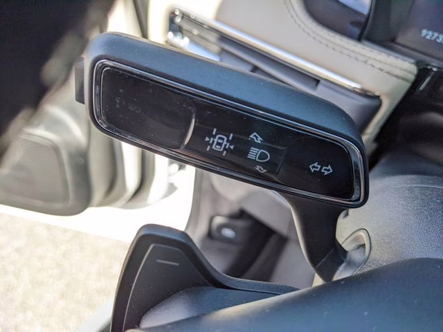 2025 White Metallic Lincoln Corsair Reserve FWD SUV