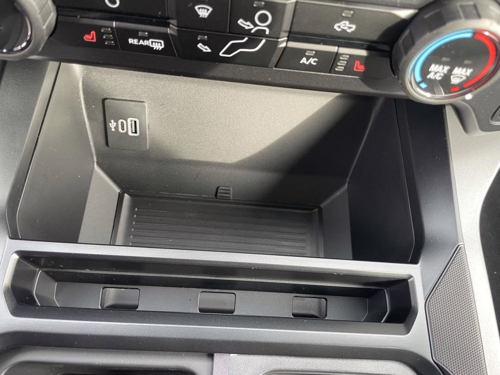 2026 Ruby Red Metallic Tinted Clearcoat Ford Super Duty F-350 SRW XLT 4X4 Truck