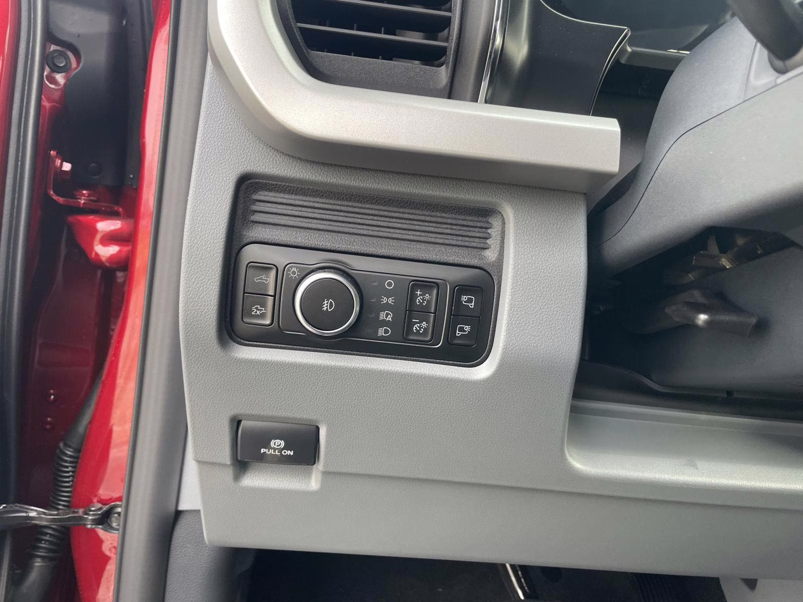 2026 Ruby Red Metallic Tinted Clearcoat Ford Super Duty F-350 SRW XLT 4X4 Truck