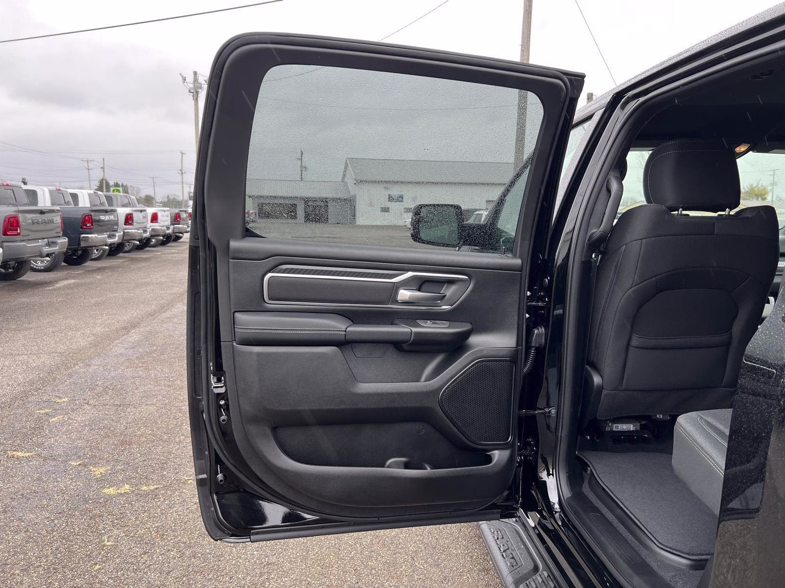2026 Diamond Black Crystal Pearlcoat Ram 1500 Big Horn 4X4 Truck