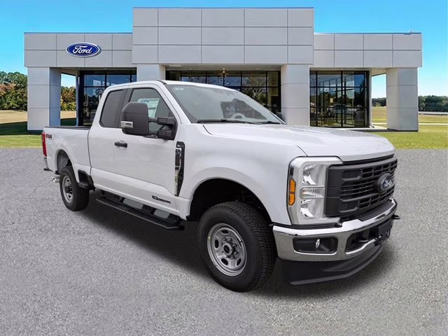 2026 Oxford White Ford Super Duty F-250 SRW XL 4X4 Truck