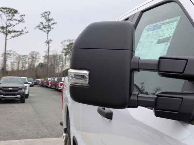 2026 Oxford White Ford Super Duty F-250 SRW XL 4X4 Truck