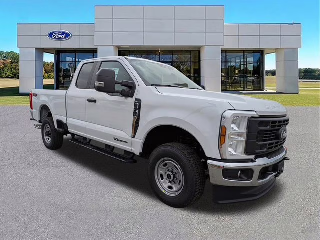 2026 Oxford White Ford Super Duty F-250 SRW XL 4X4 Truck