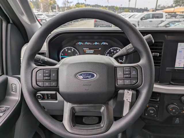 2026 Oxford White Ford Super Duty F-250 SRW XL 4X4 Truck