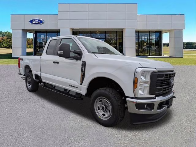 2026 Oxford White Ford Super Duty F-250 SRW XL 4X4 Truck