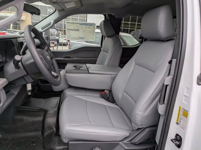 2026 Oxford White Ford Super Duty F-250 SRW XL 4X4 Truck