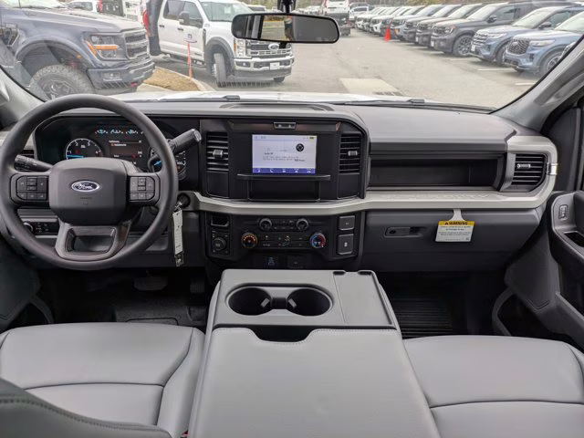 2026 Oxford White Ford Super Duty F-250 SRW XL 4X4 Truck