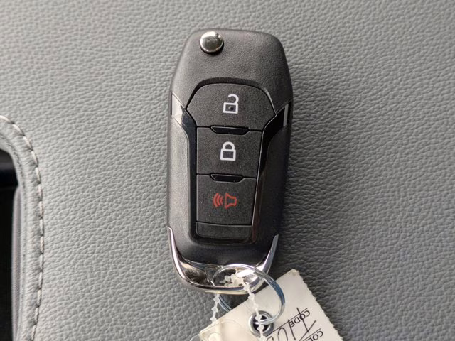 2026 Oxford White Ford Super Duty F-250 SRW XL 4X4 Truck