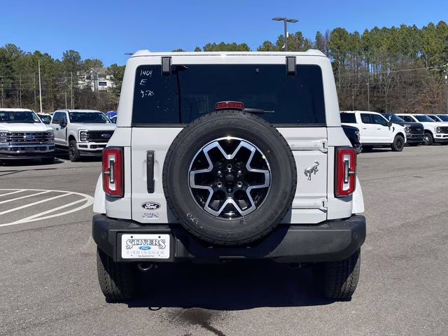 2026 Avalanche Ford Bronco Outer Banks 4X4 SUV