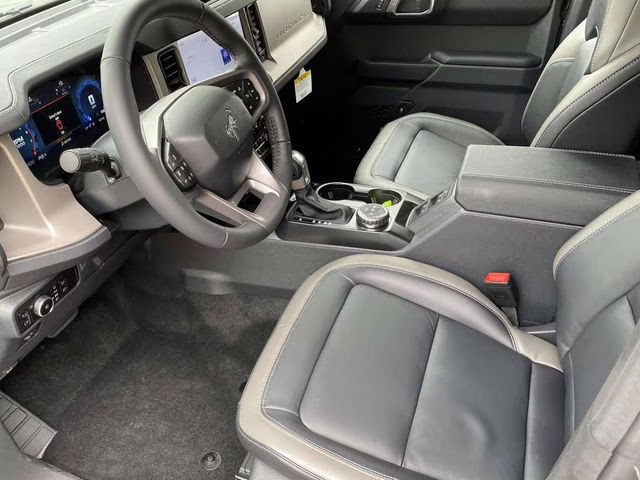 2026 Shadow Black Ford Bronco Outer Banks 4X4 SUV