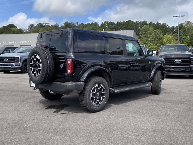 2026 Shadow Black Ford Bronco Outer Banks 4X4 SUV
