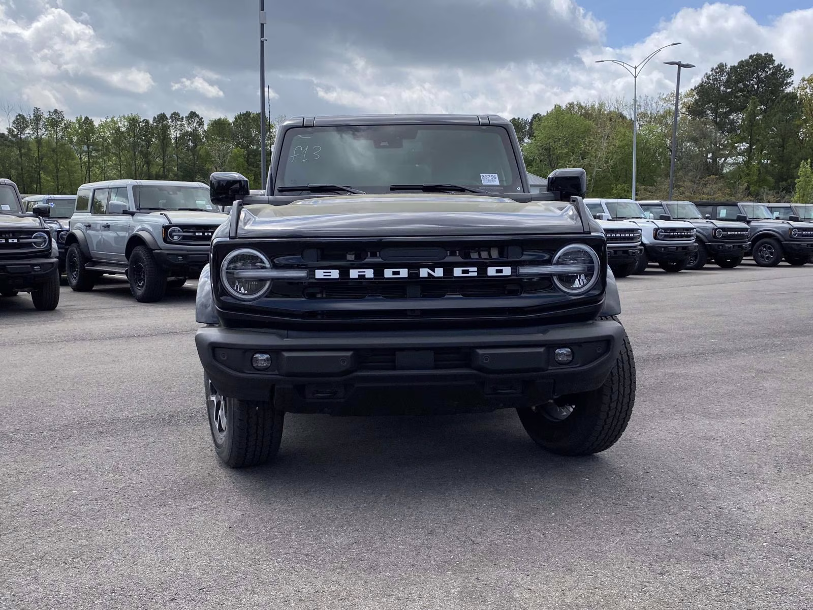 2026 Shadow Black Ford Bronco Outer Banks 4X4 SUV