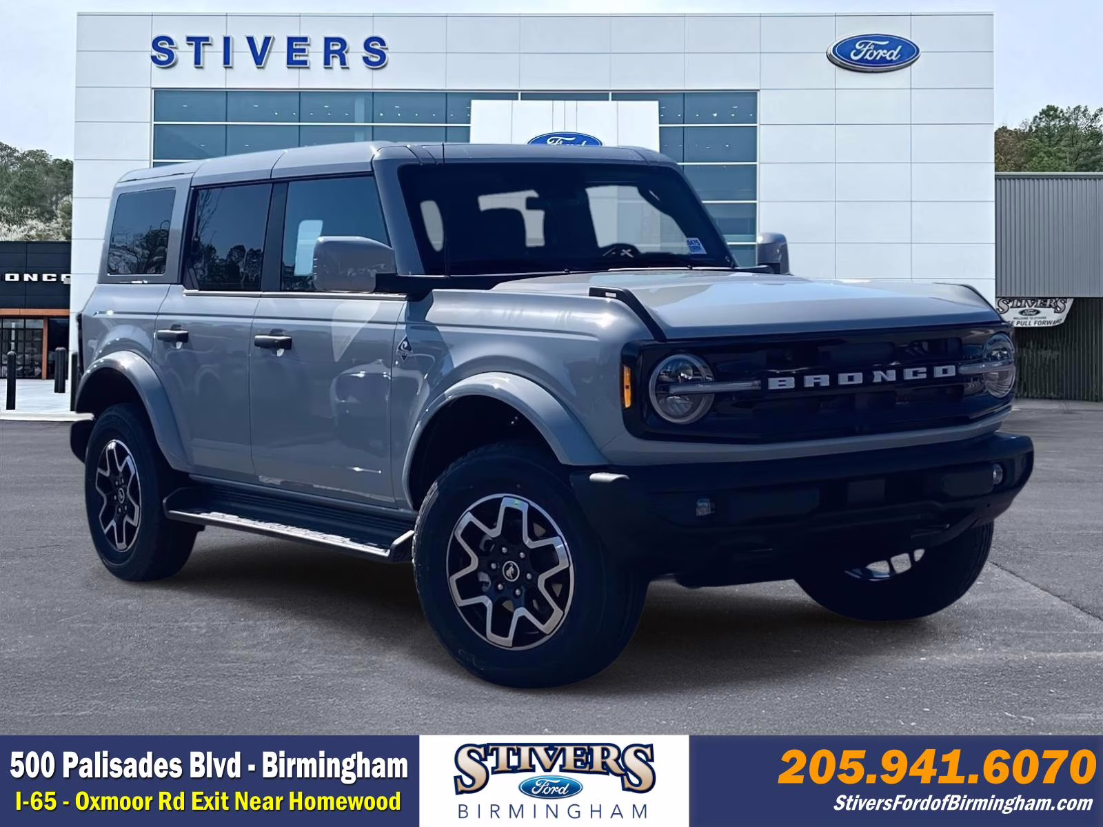 2026 Avalanche Ford Bronco Outer Banks 4X4 SUV