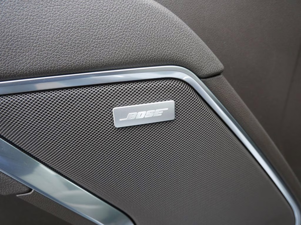 2026 Glacier White Tricoat GMC Sierra 3500HD SLT 4X4 Truck