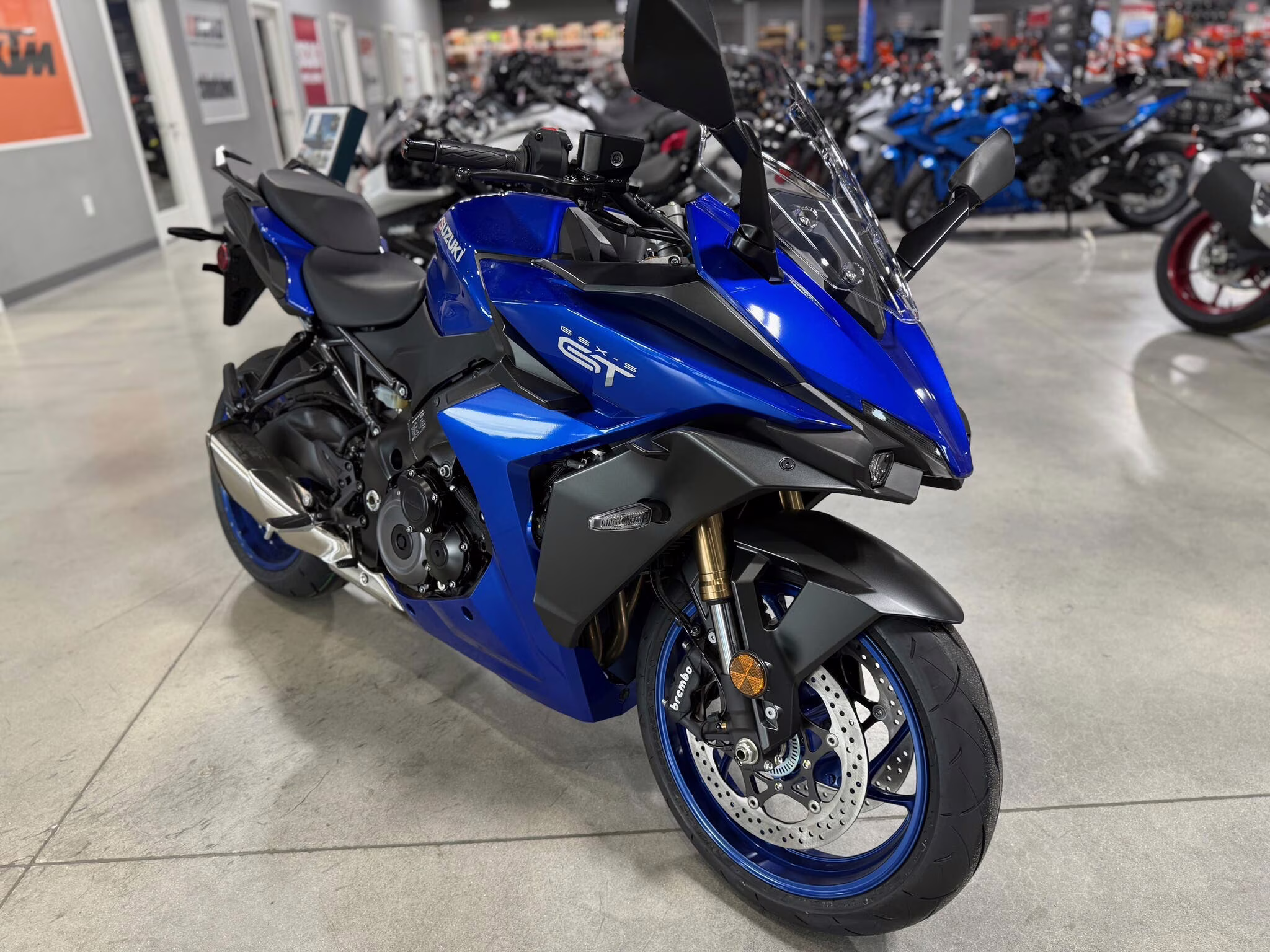 2025 Suzuki GSX S1000GT+ Motorcycle