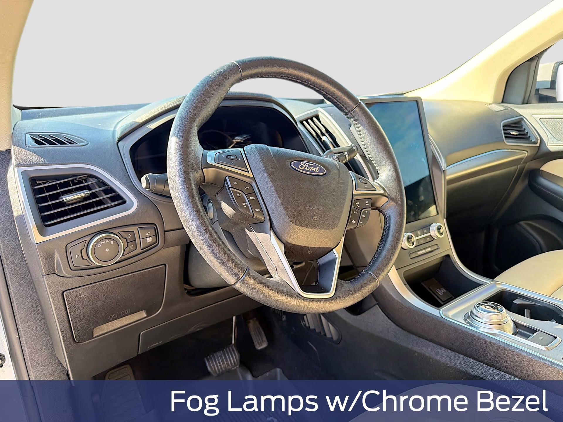 2022 Oxford White Ford Edge SEL AWD SUV