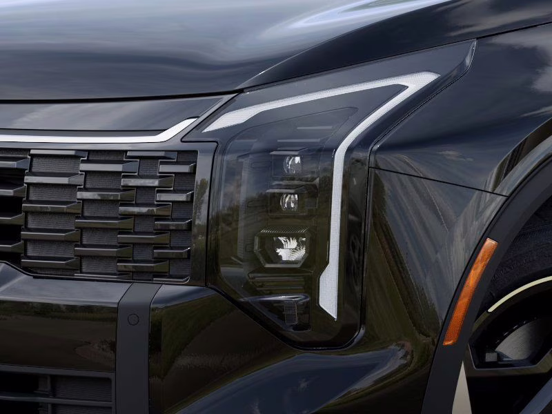 2026 Ebony Black Kia Sportage EX FWD SUV