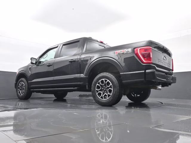 2022 Black Metallic Ford F-150 XLT 4X4 Truck