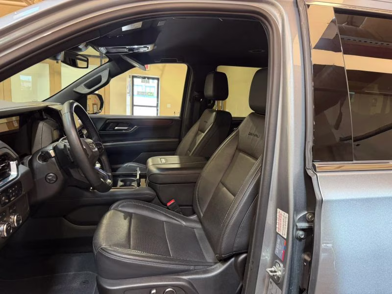 2025 Sterling Metallic GMC Yukon Denali Sport Utility 4D 4X4 SUV
