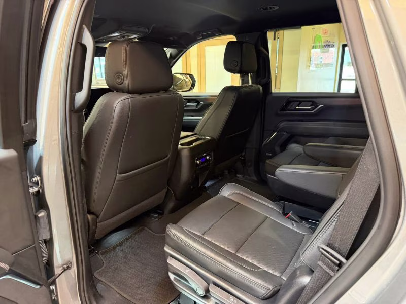 2025 Sterling Metallic GMC Yukon Denali Sport Utility 4D 4X4 SUV