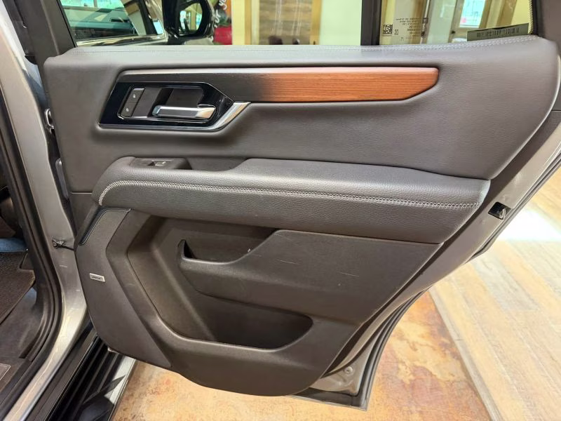 2025 Sterling Metallic GMC Yukon Denali Sport Utility 4D 4X4 SUV