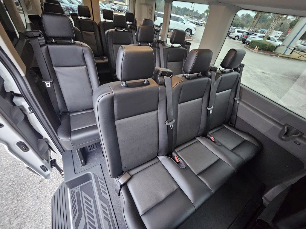 2026 Oxford White Ford Transit-350 XLT RWD Crossover