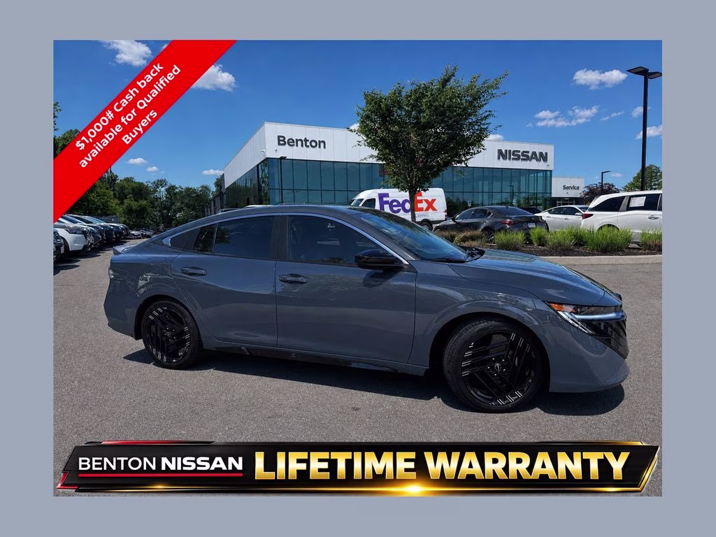 2026 Atlantic Gray/Super Black Nissan Sentra SR FWD Sedan