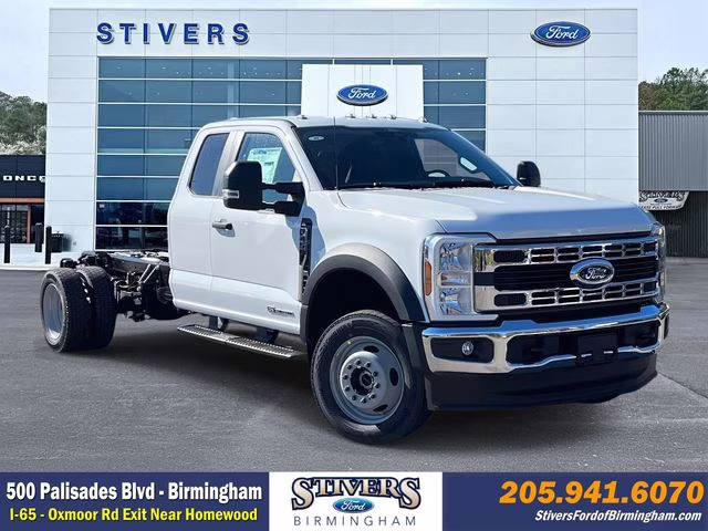 2026 Oxford White Ford Super Duty F-450 DRW XL 4X4 Chassis