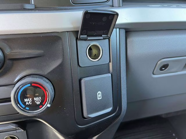 2026 Oxford White Ford Super Duty F-450 DRW XL 4X4 Chassis