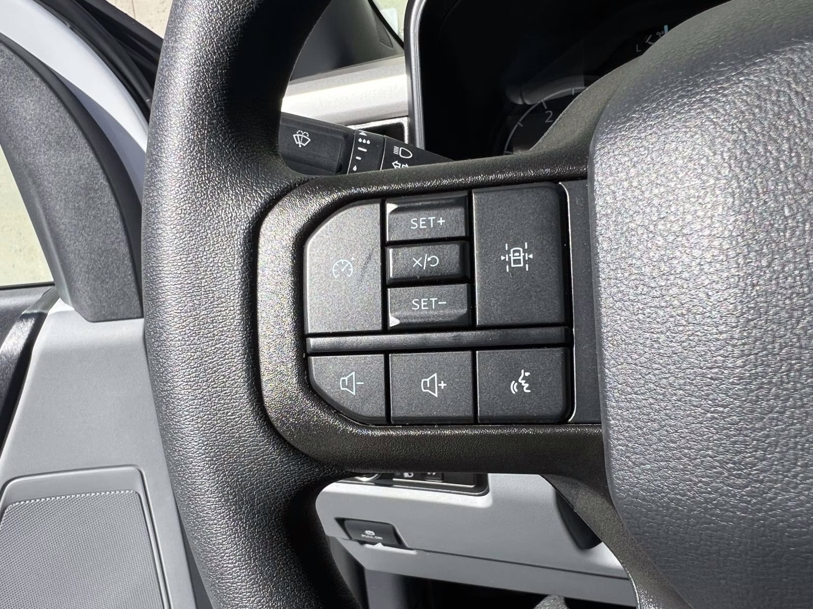 2026 Oxford White Ford Super Duty F-450 DRW XL 4X4 Chassis