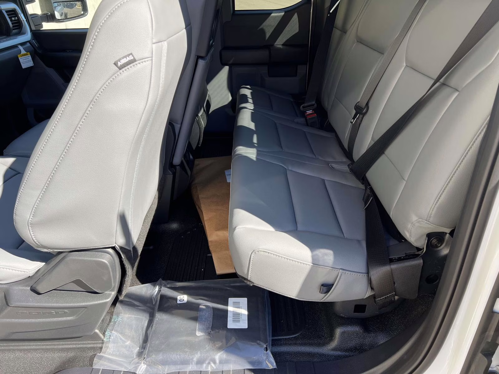 2026 Oxford White Ford Super Duty F-450 DRW XL 4X4 Chassis