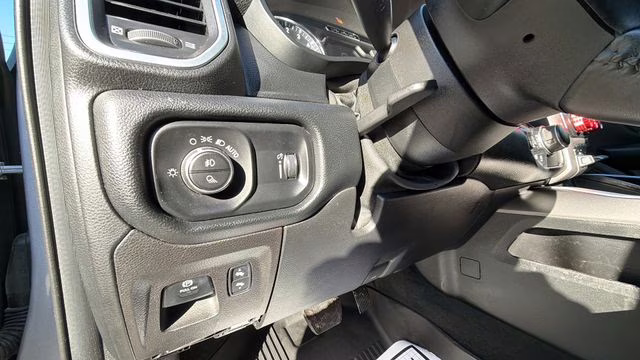 2021 Billet Silver Metallic Clearcoat Ram 1500 Big Horn/Lone Star 4X4 Truck