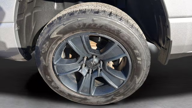 2021 Billet Silver Metallic Clearcoat Ram 1500 Big Horn/Lone Star 4X4 Truck